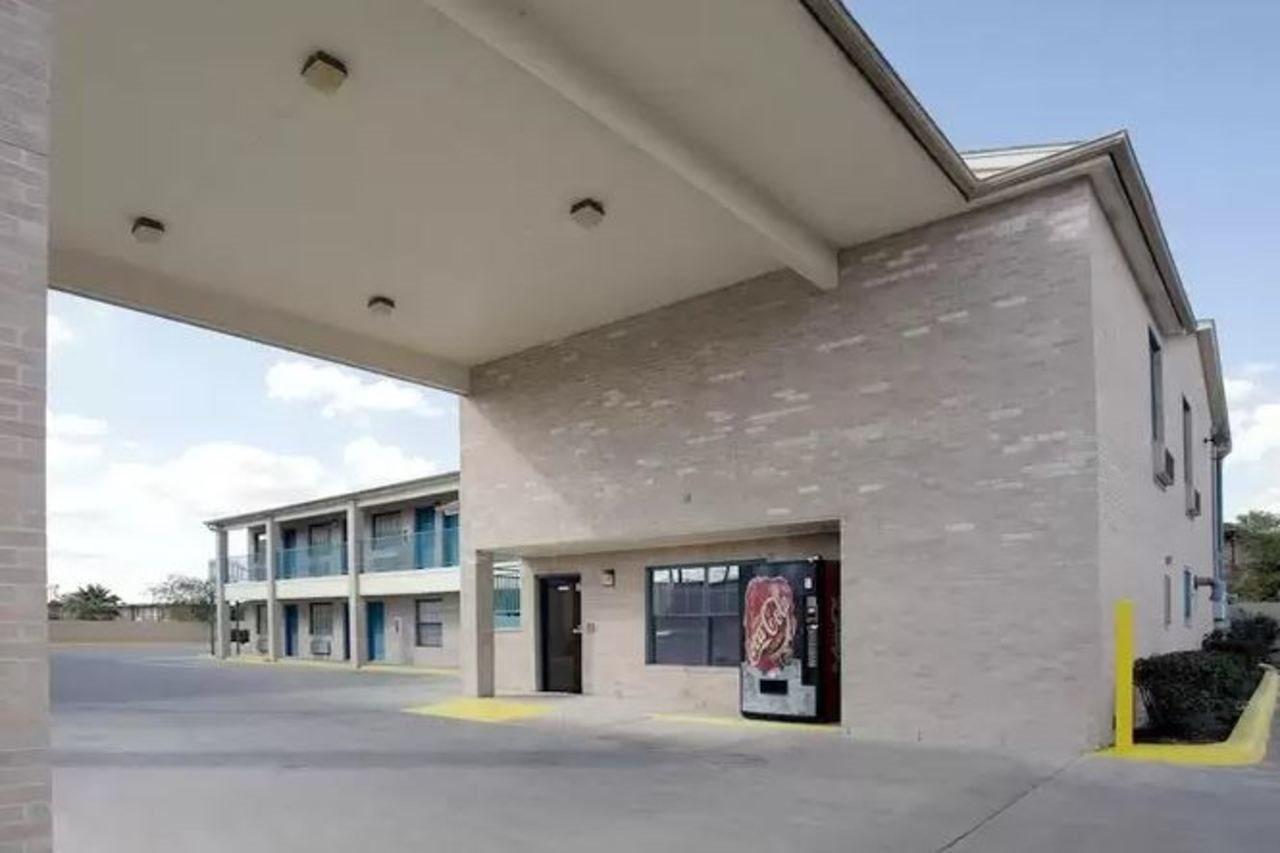 Americas Best Value Inn San Antonio/Lackland Afb Luaran gambar